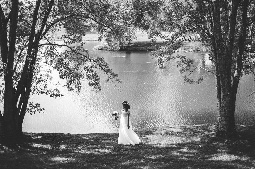 002 Bride in black and white